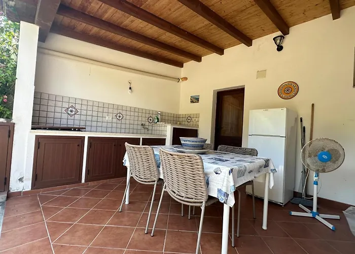Villa By The Vulcano - 70Mq Plus Large Garden And Patio